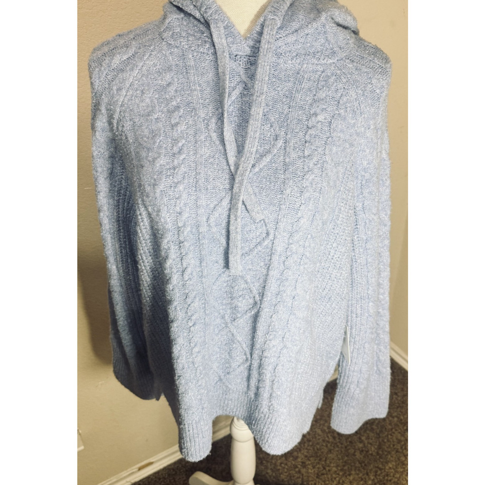 NWT Abercrombie & Fitch Womens M Light Blue Super Soft Hooded Sweater Lounge